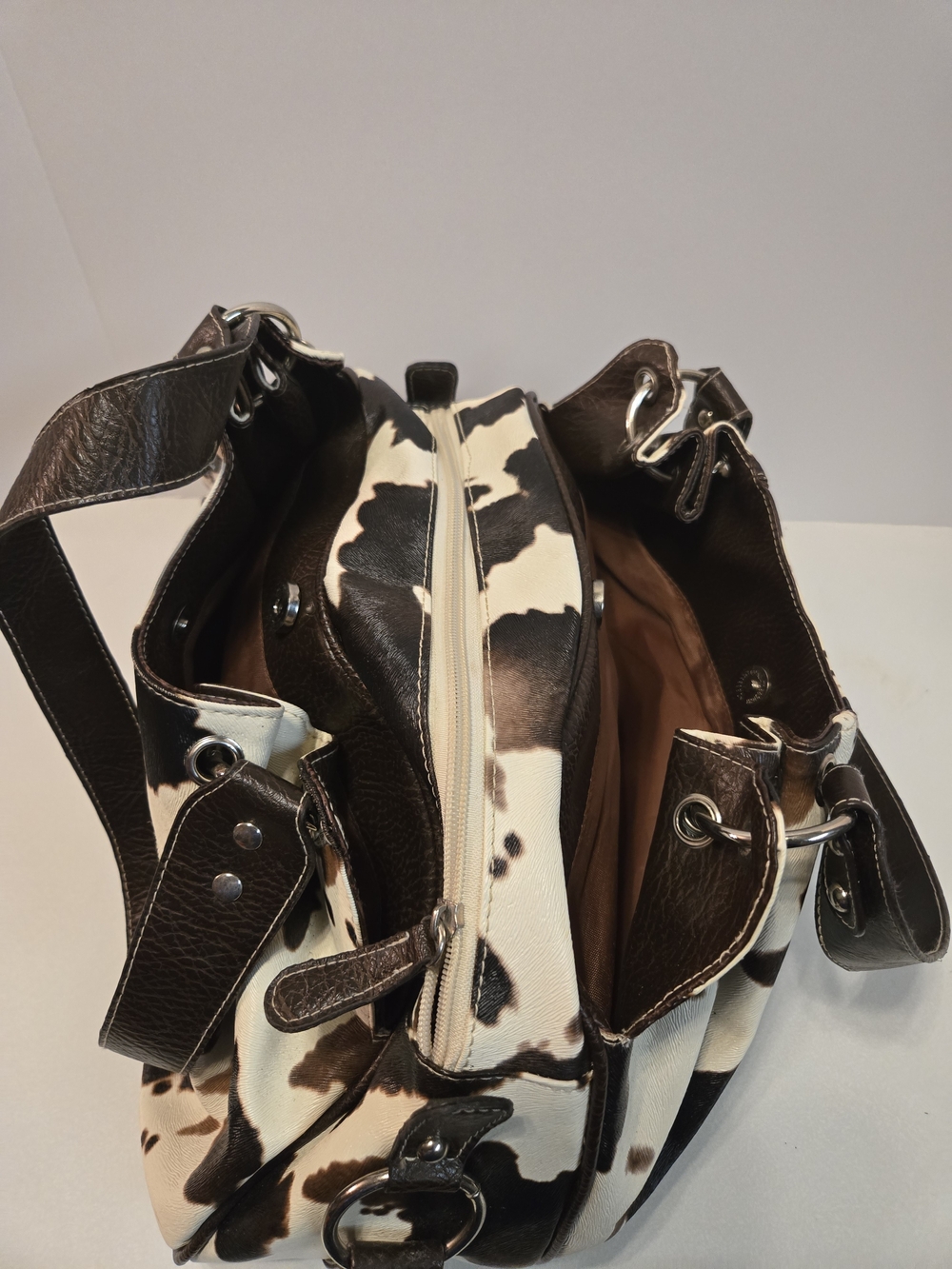 Vintage Cow-Print Satchel in Brown and White - Picture 6 of 12